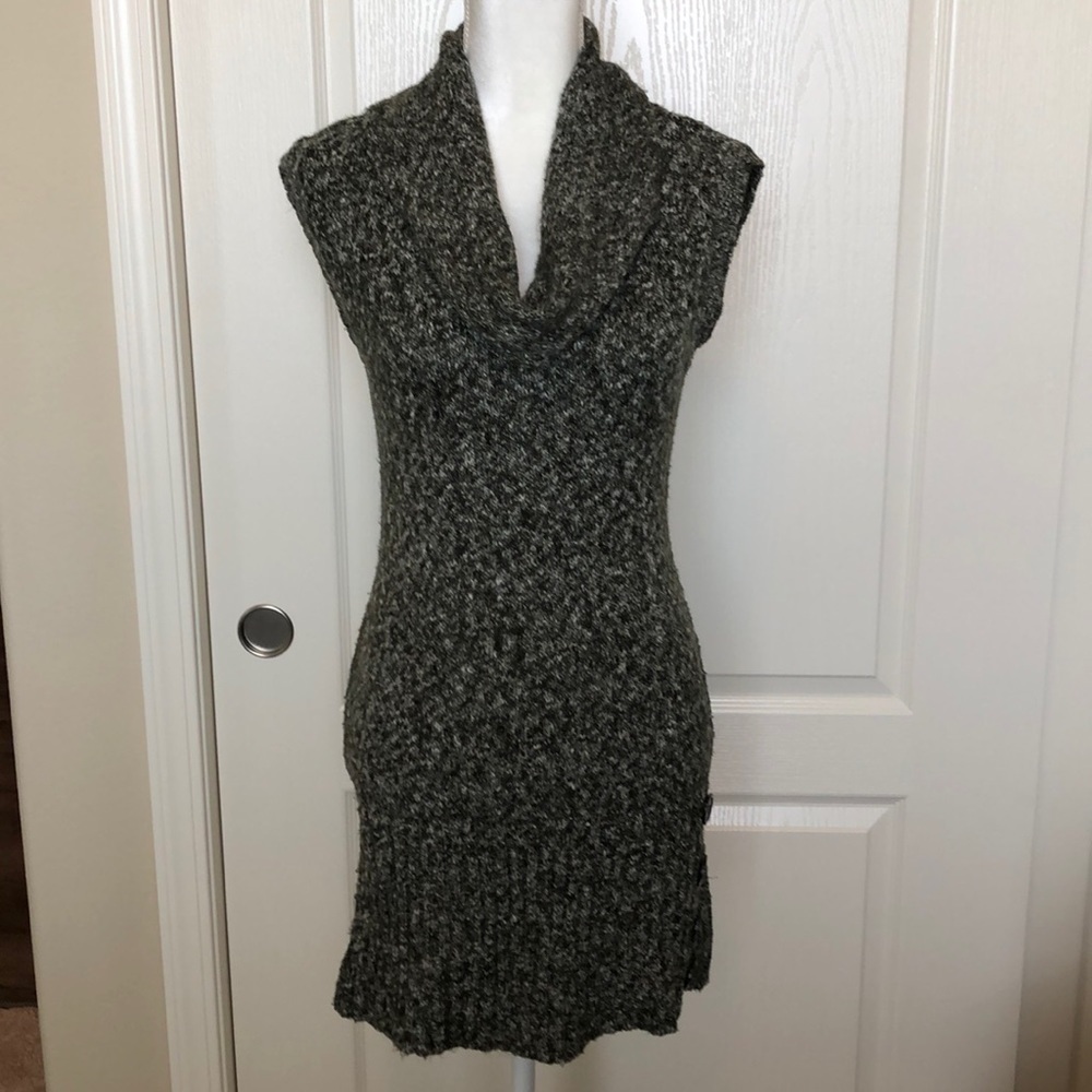 J.J. Basics Green Sleeveless Sweater Dress #26